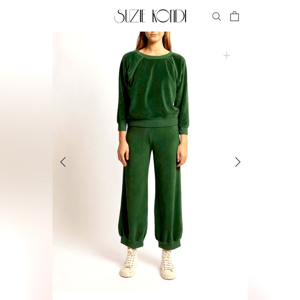 Reduced⬇️ EUC Suzie Kondi Velour Set!